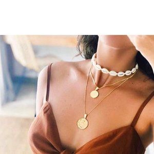 Natural Cowrie Shell Choker Necklace NEW in Box